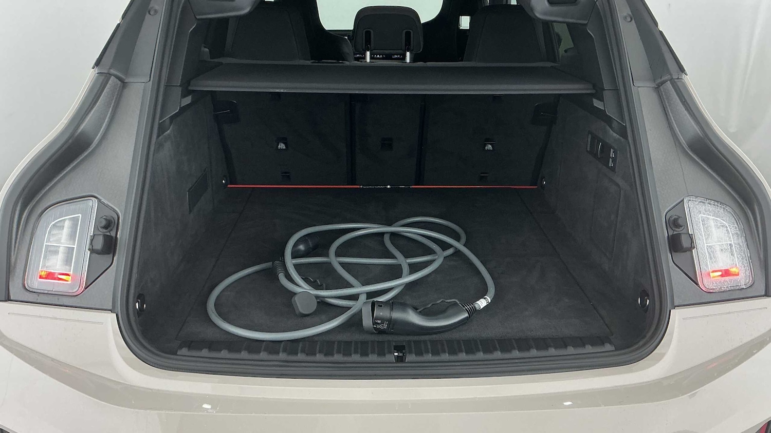 Used BMW iX 2025 for sale - 77233130: Photo 13