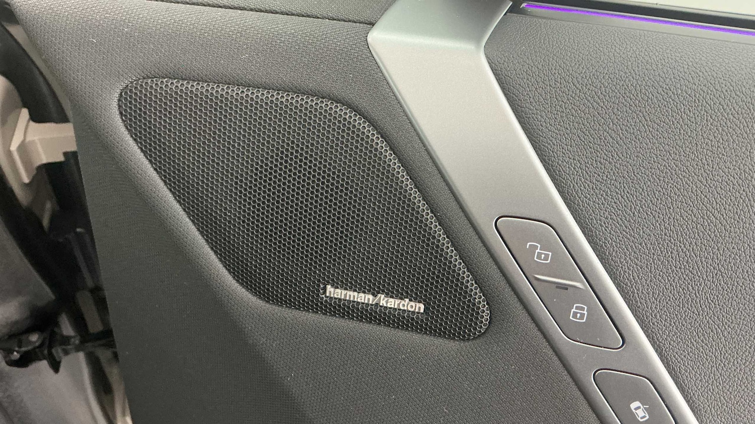 Used BMW iX 2025 for sale - 77233130: Photo 18