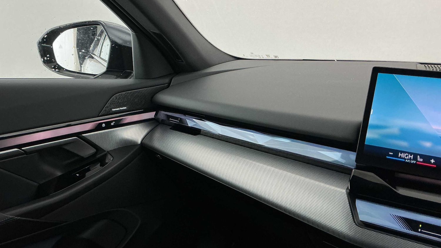 Used BMW 5 Series 2025 for sale - 76732371: Photo 22