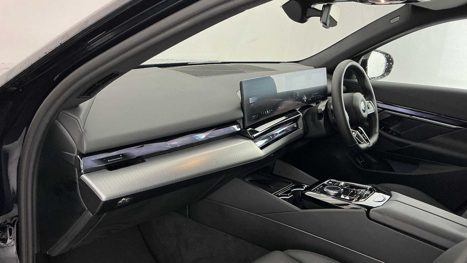 Used BMW 5 Series 2025 for sale - 76732371: Photo 7