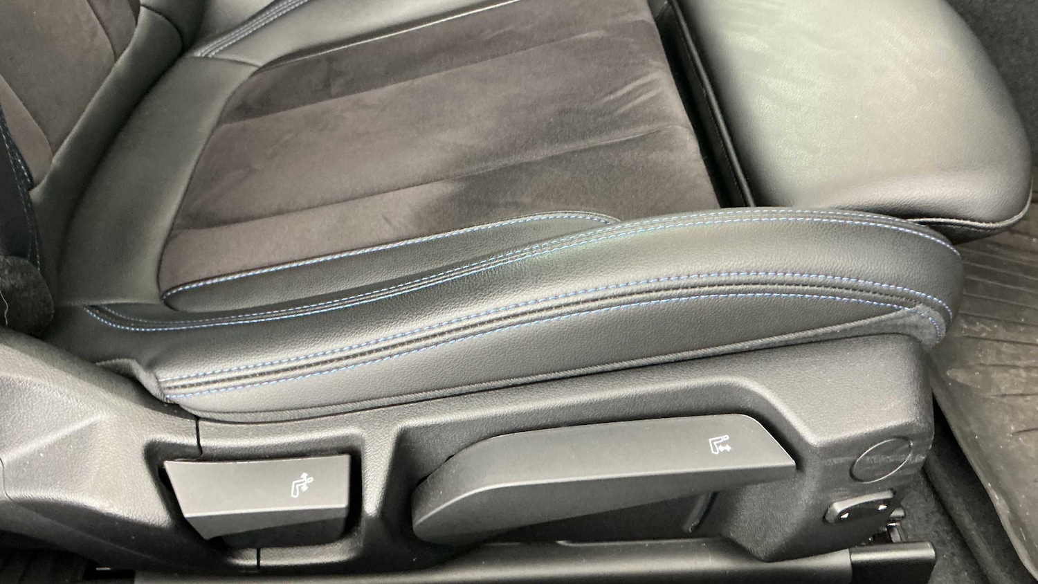 Used BMW 2 Series 2022 for sale - 77772334: Photo 19