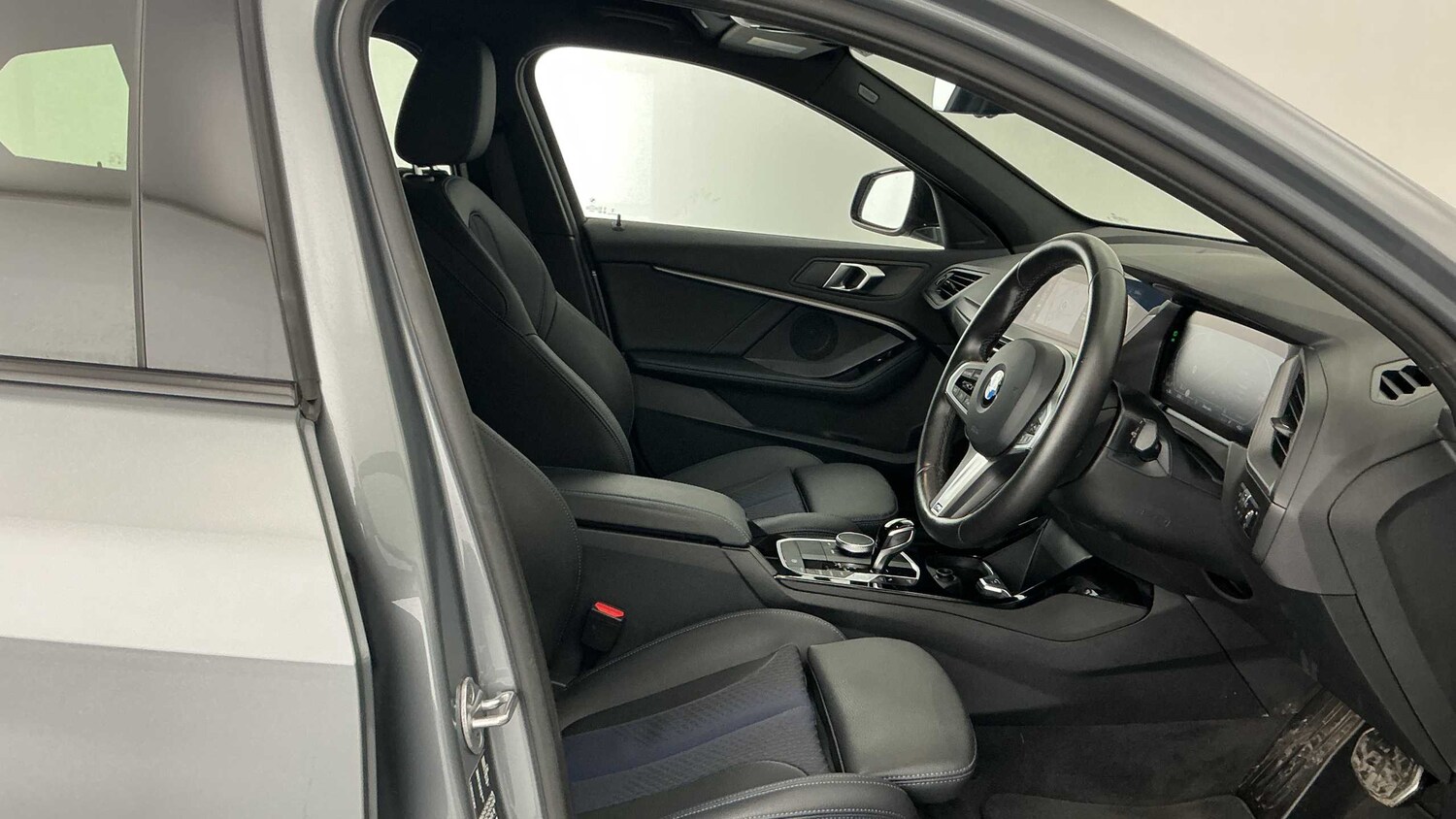 Used BMW 1 Series 2024 for sale - 77787123: Photo 11