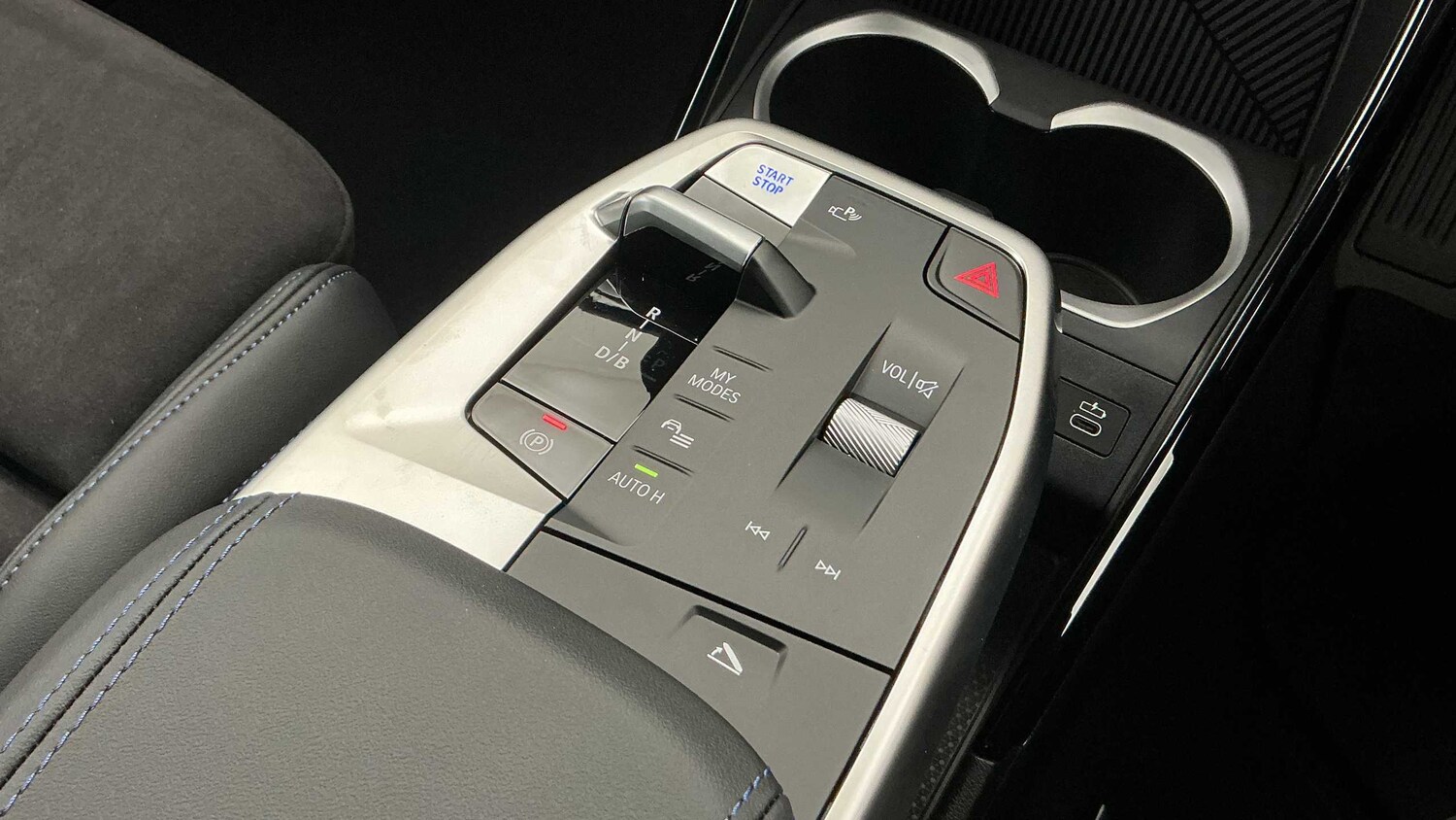 Used BMW iX2 2025 for sale - 77686615: Photo 10