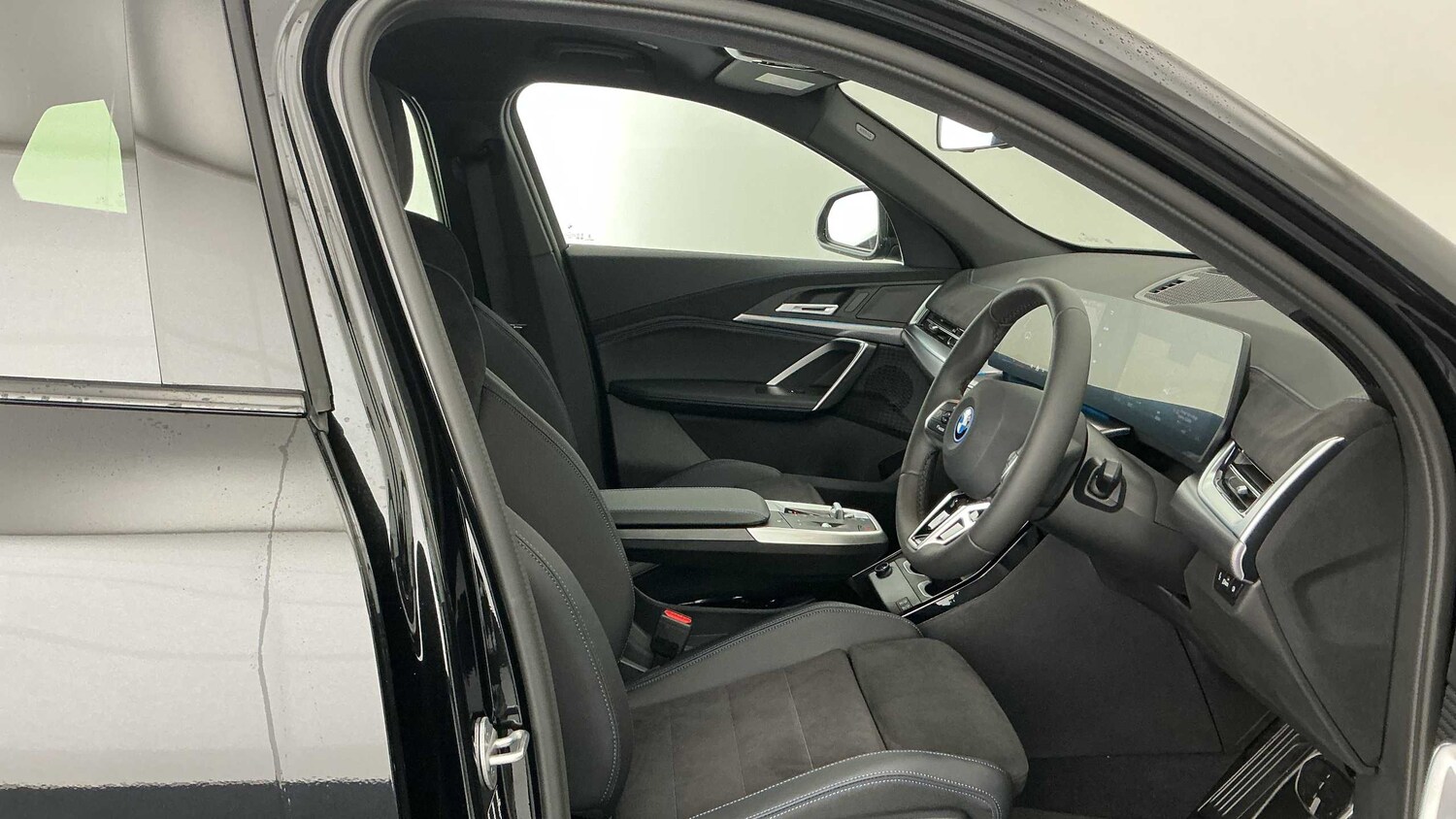 Used BMW iX2 2025 for sale - 77686615: Photo 11