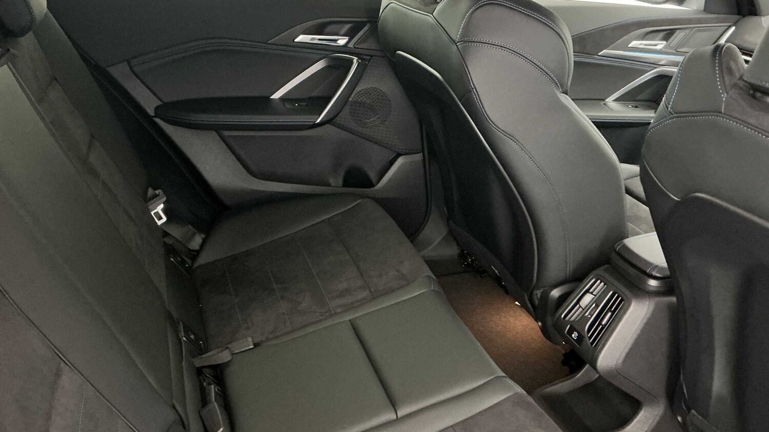 Used BMW iX2 2025 for sale - 77686615: Photo 34