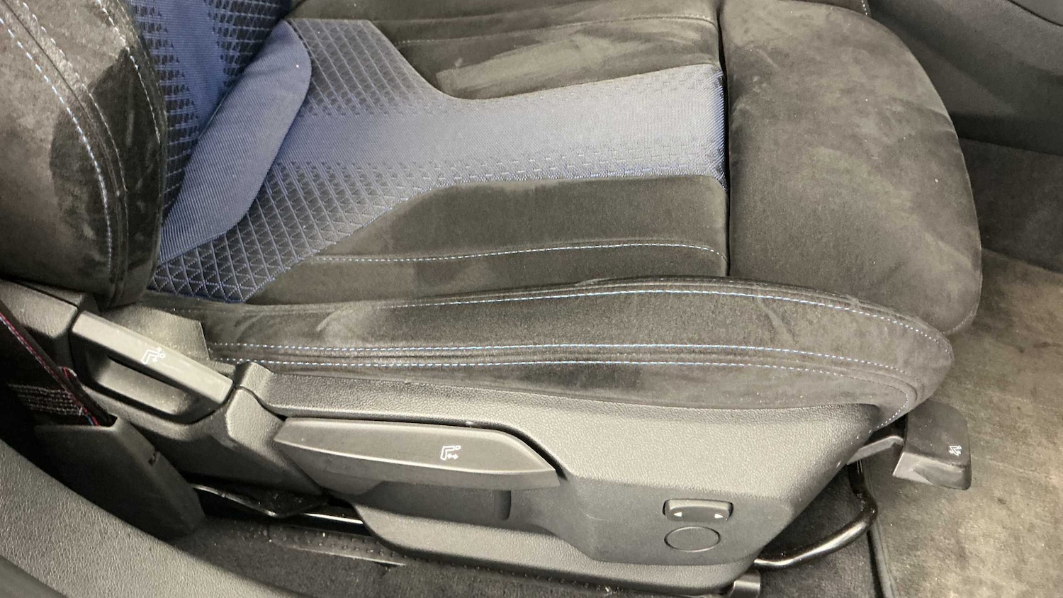 Used BMW 1 Series 2019 for sale - 76488090: Photo 18