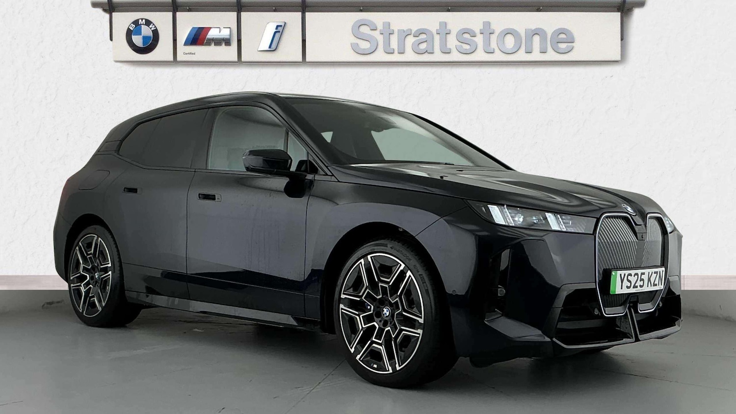 Used BMW iX 2025 for sale - 76191852: Photo 1