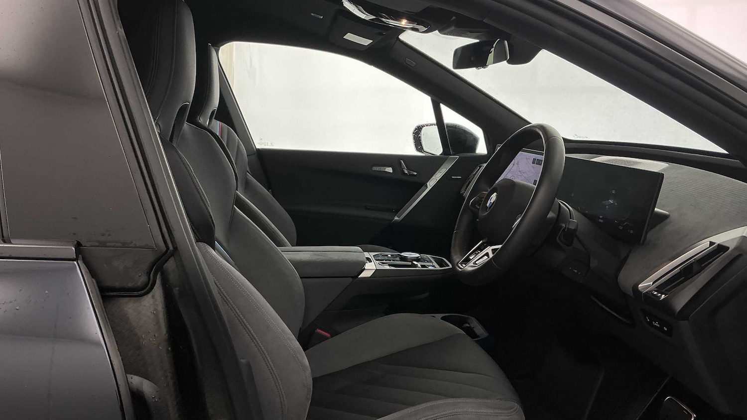 Used BMW iX 2025 for sale - 76191852: Photo 11