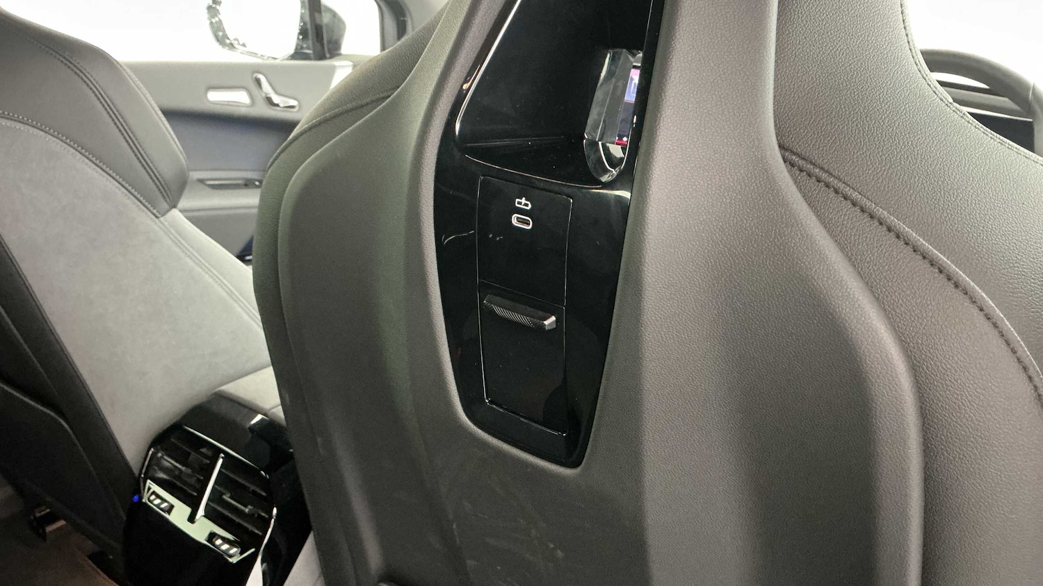 Used BMW iX 2025 for sale - 76191852: Photo 34