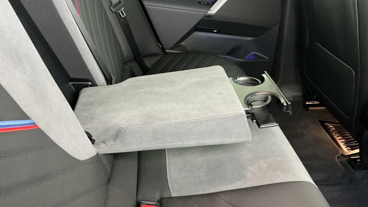 Used BMW iX 2025 for sale - 76191852: Photo 35