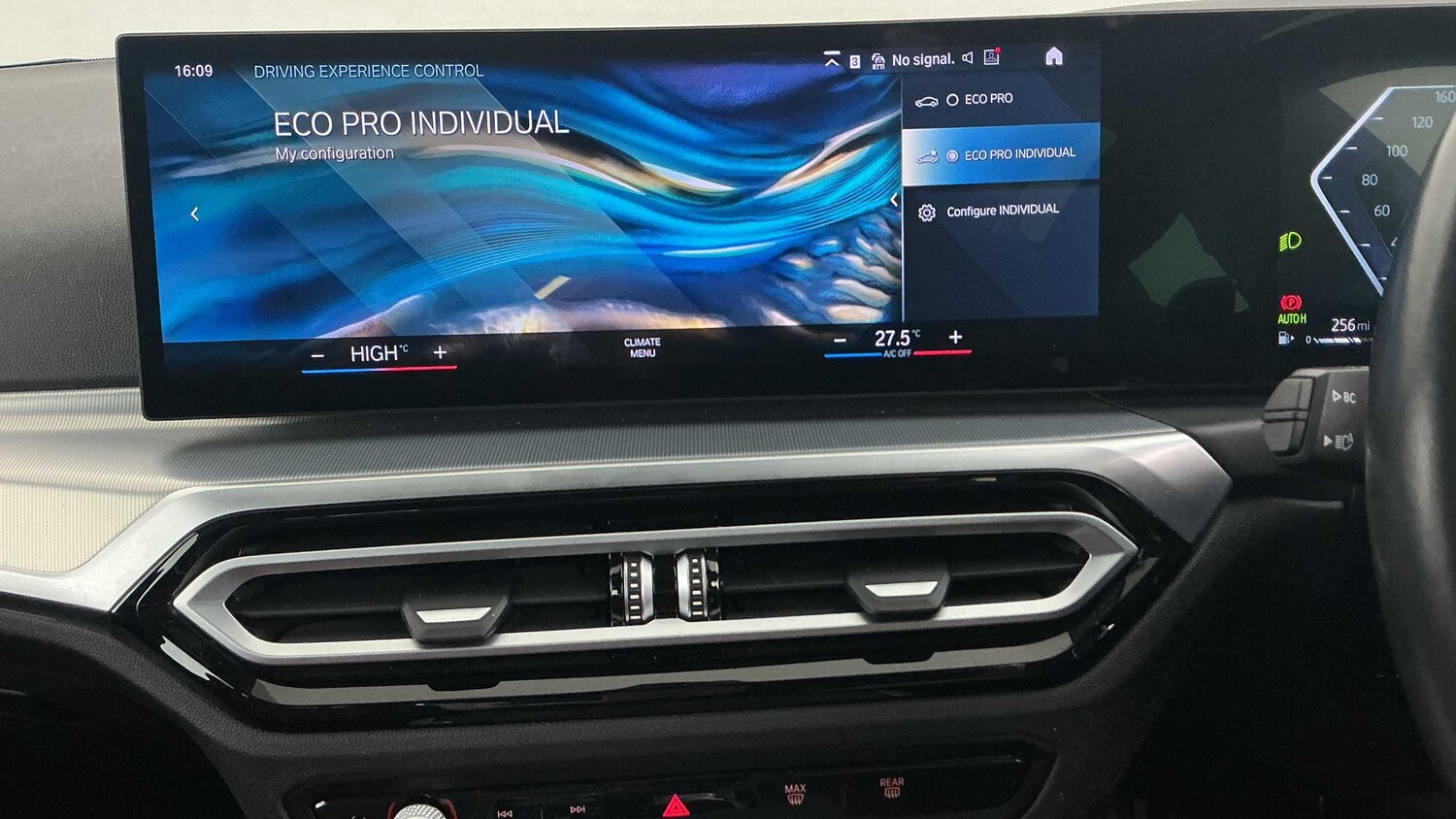 Used BMW 3 Series 2023 for sale - 77972738: Photo 23