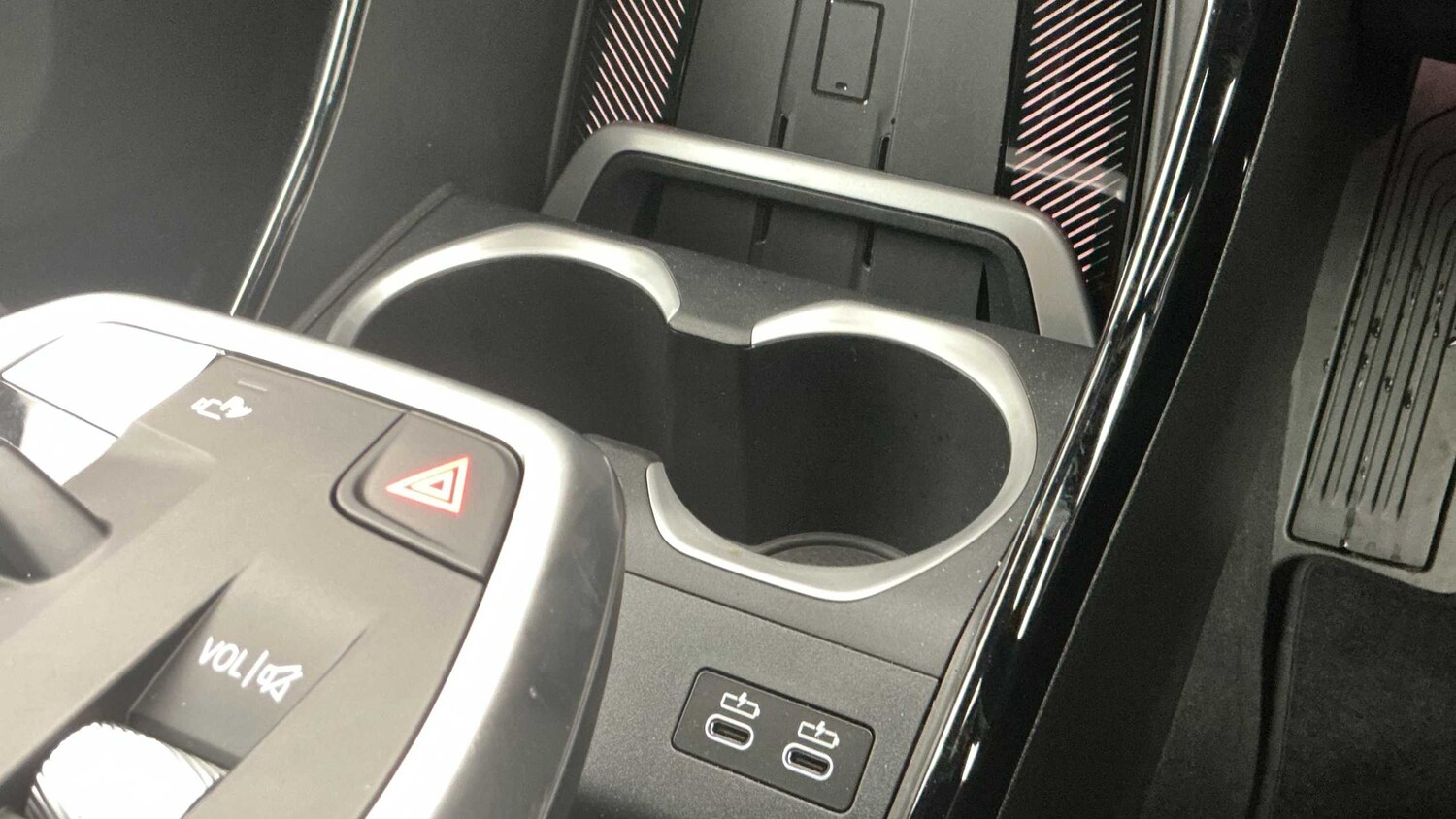 Used BMW iX1 2025 for sale - 76191976: Photo 28