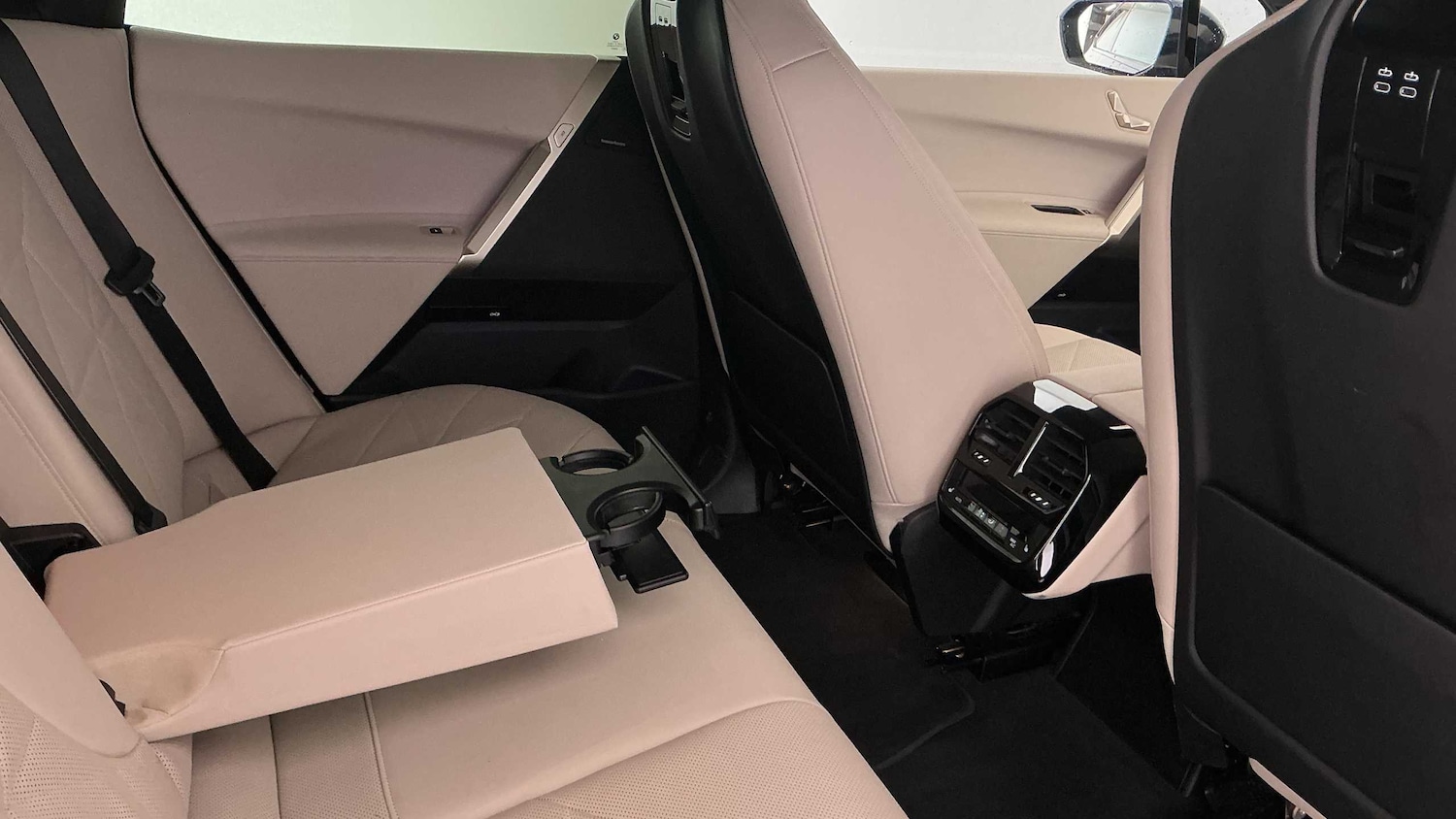 Used BMW iX 2022 for sale - 76705090: Photo 33