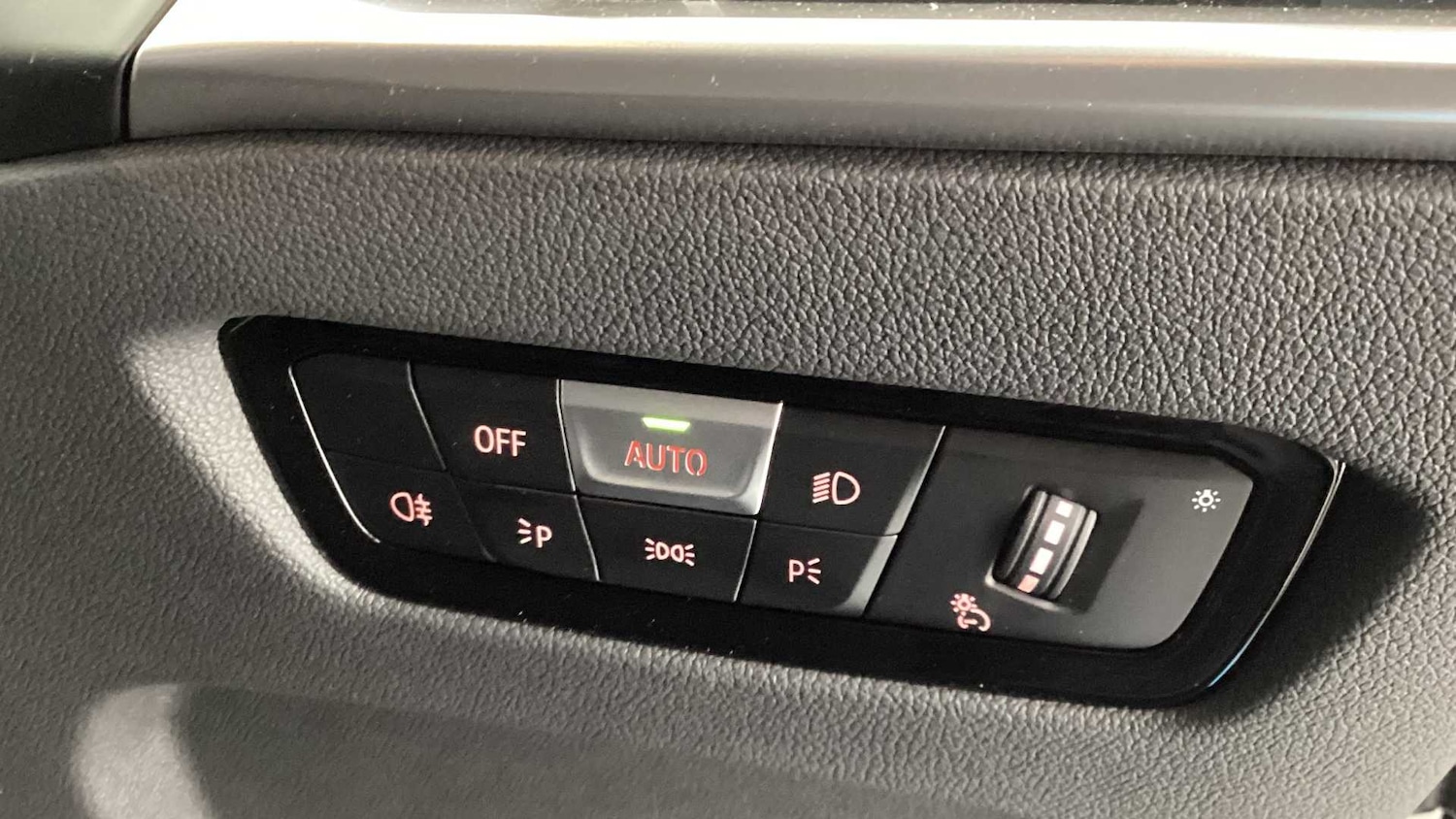 Used BMW i4 2025 for sale - 76610719: Photo 21