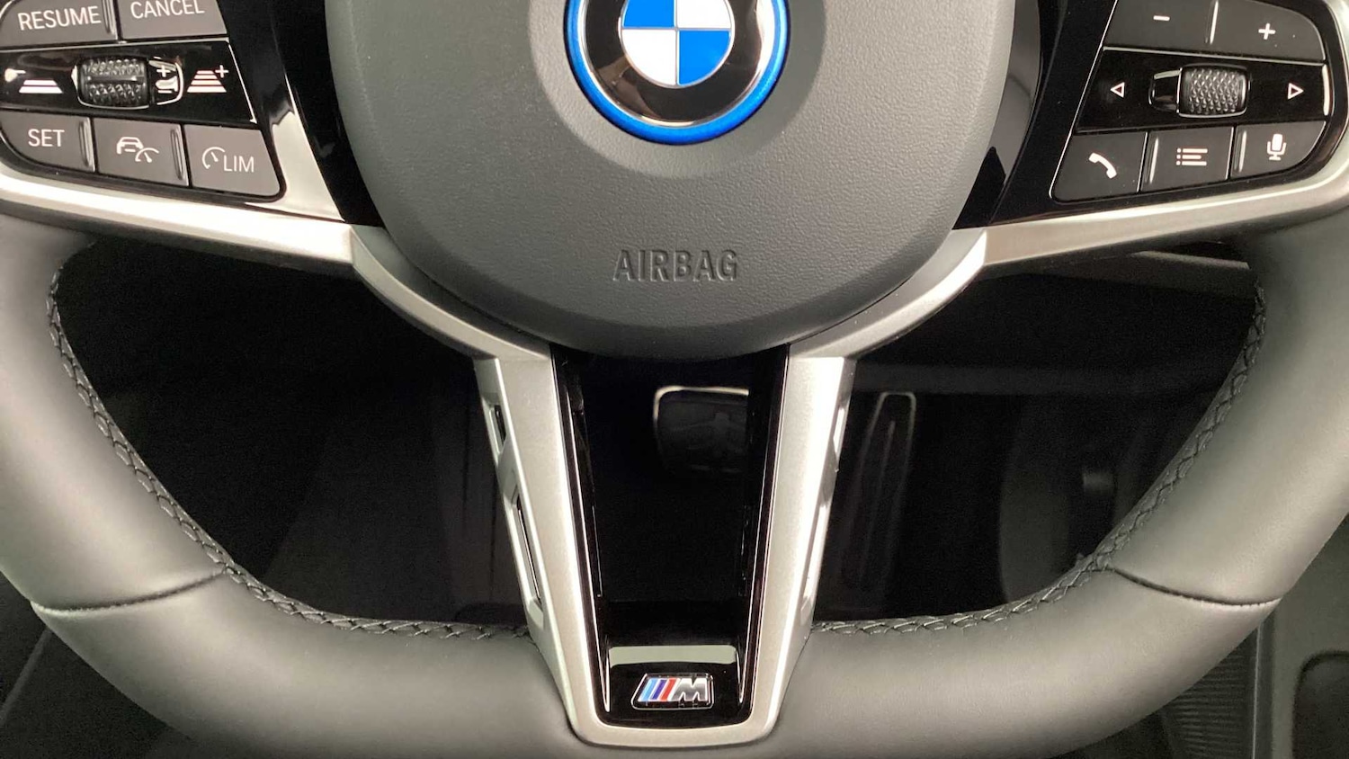Used BMW i4 2025 for sale - 76610719: Photo 32