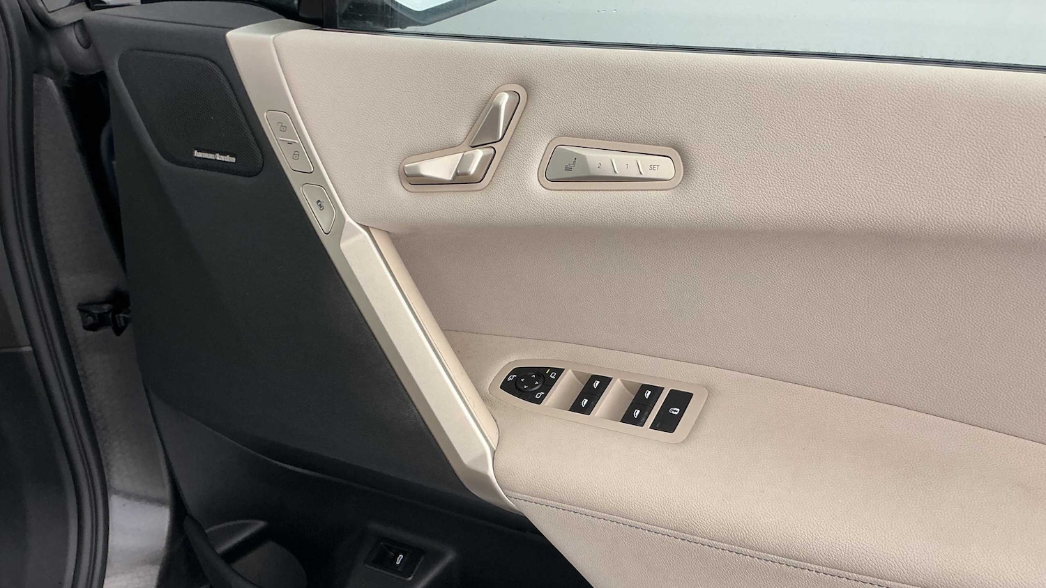 Used BMW iX 2022 for sale - 78024250: Photo 18