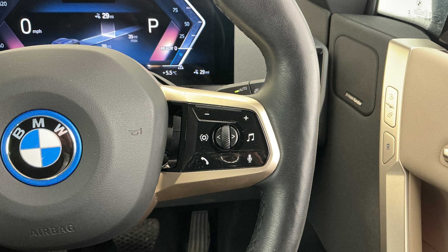 Used BMW iX 2022 for sale - 78024250: Photo 31