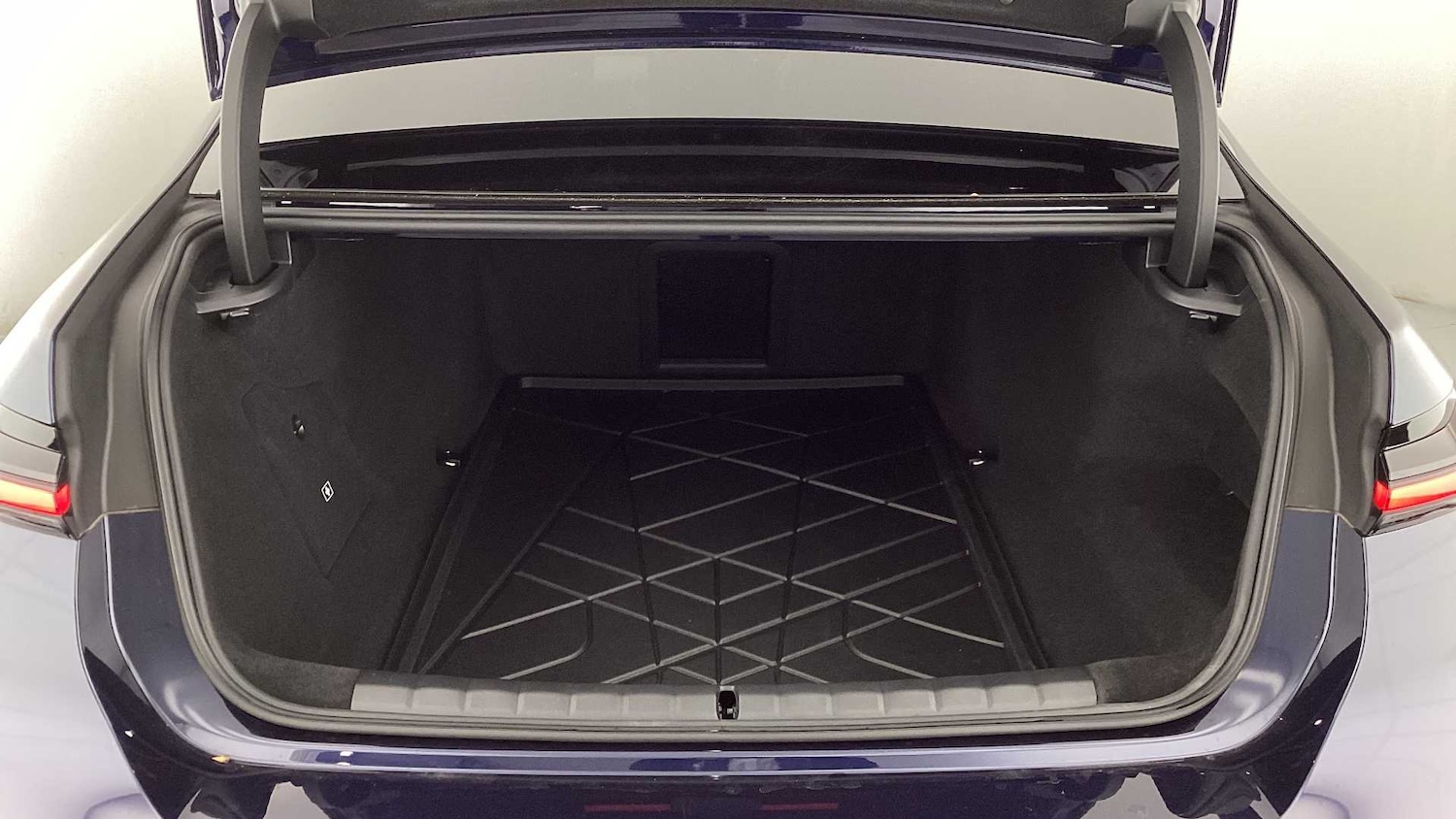 Used BMW i7 2025 for sale - 76087803: Photo 13