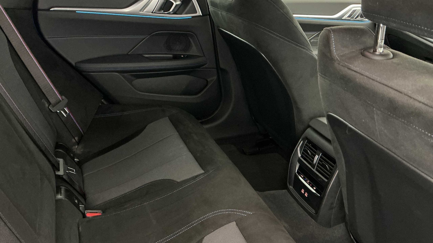 Used BMW i4 2025 for sale - 76610725: Photo 33