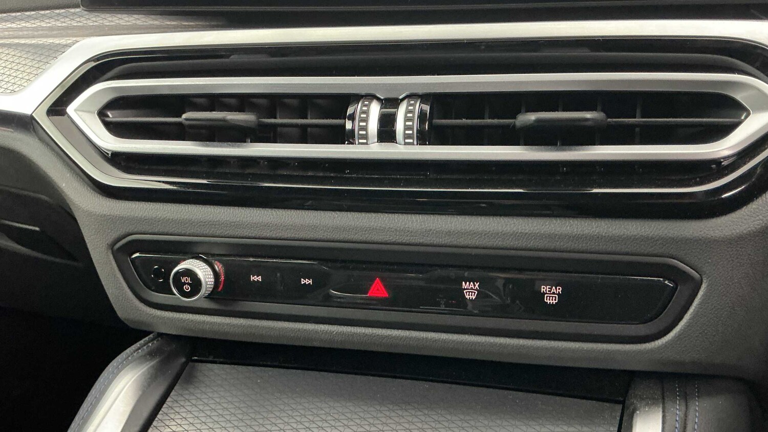 Used BMW 4 Series 2024 for sale - 78104756: Photo 22