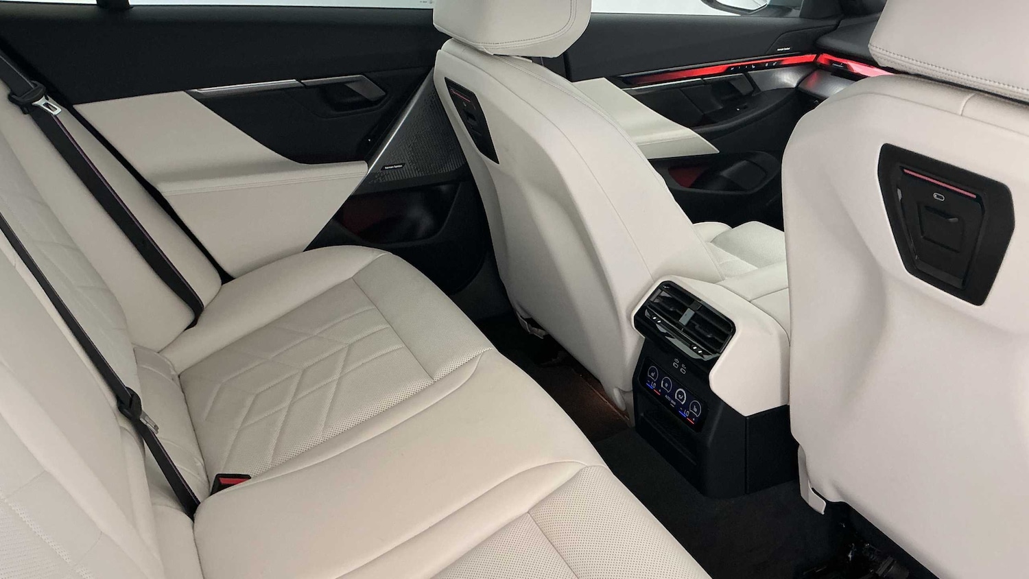 Used BMW i5 2025 for sale - 77741096: Photo 32