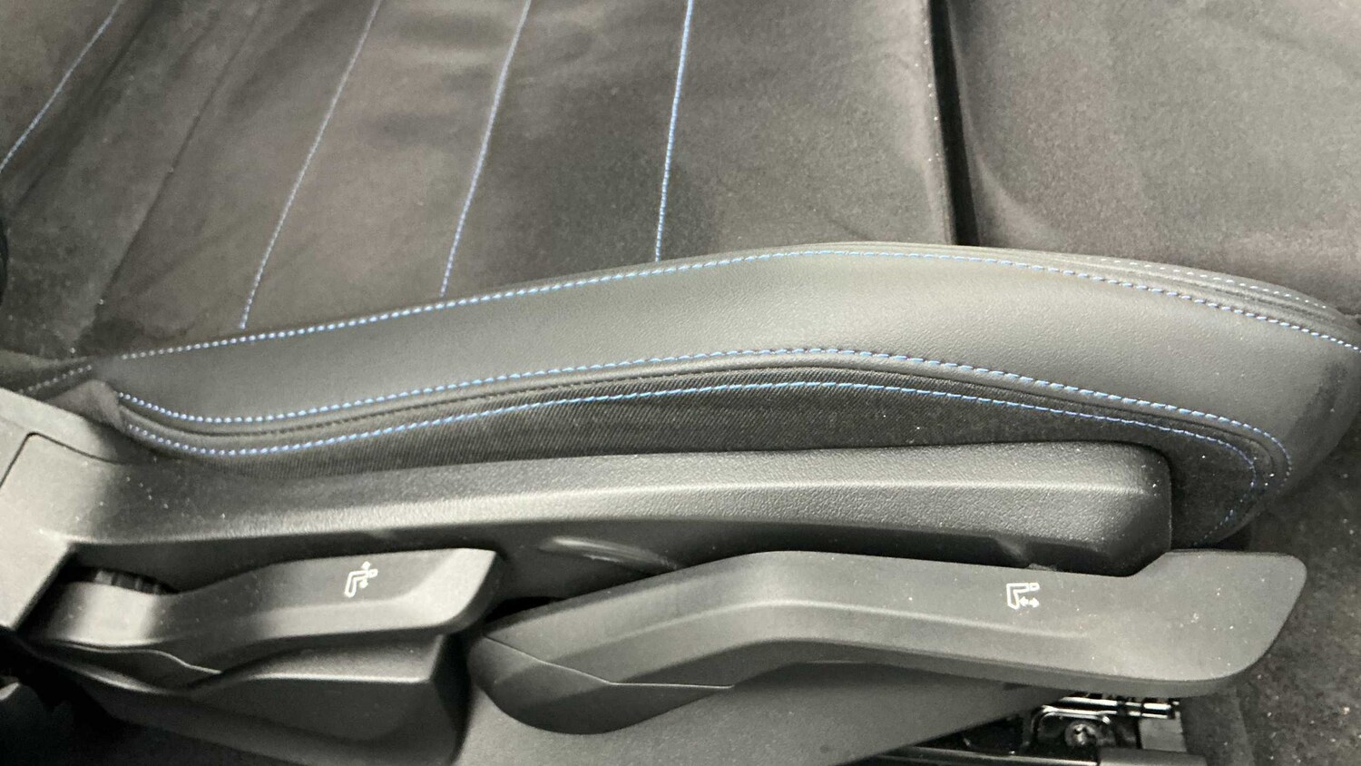 Used BMW 2 Series 2025 for sale - 76610511: Photo 20