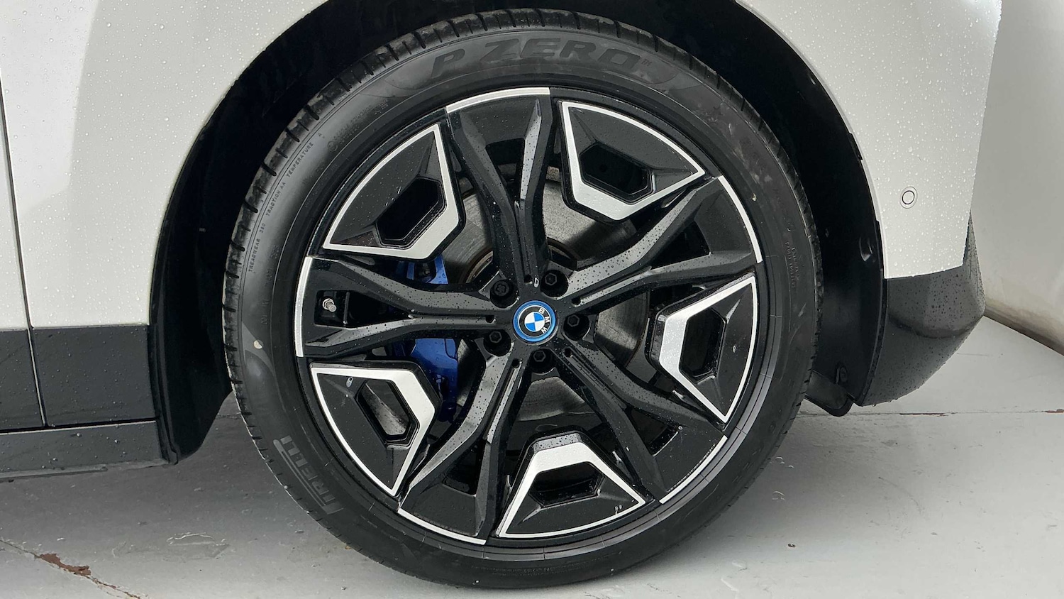 Used BMW iX 2022 for sale - 76704978: Photo 14