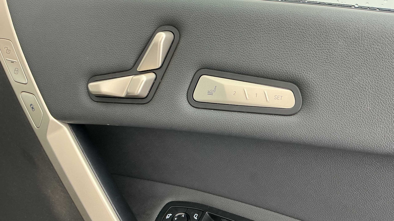 Used BMW iX 2022 for sale - 76704978: Photo 18