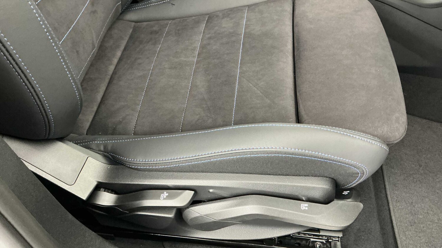 Used BMW 1 Series 2025 for sale - 77500391: Photo 19