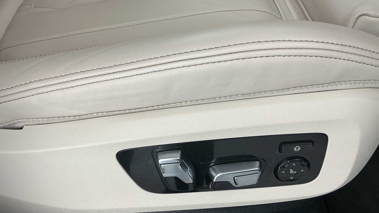 Used BMW X5 2023 for sale - 77942917: Photo 20