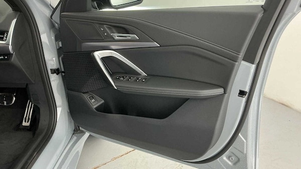 Used BMW iX2 2025 for sale - 75637764: Photo 17