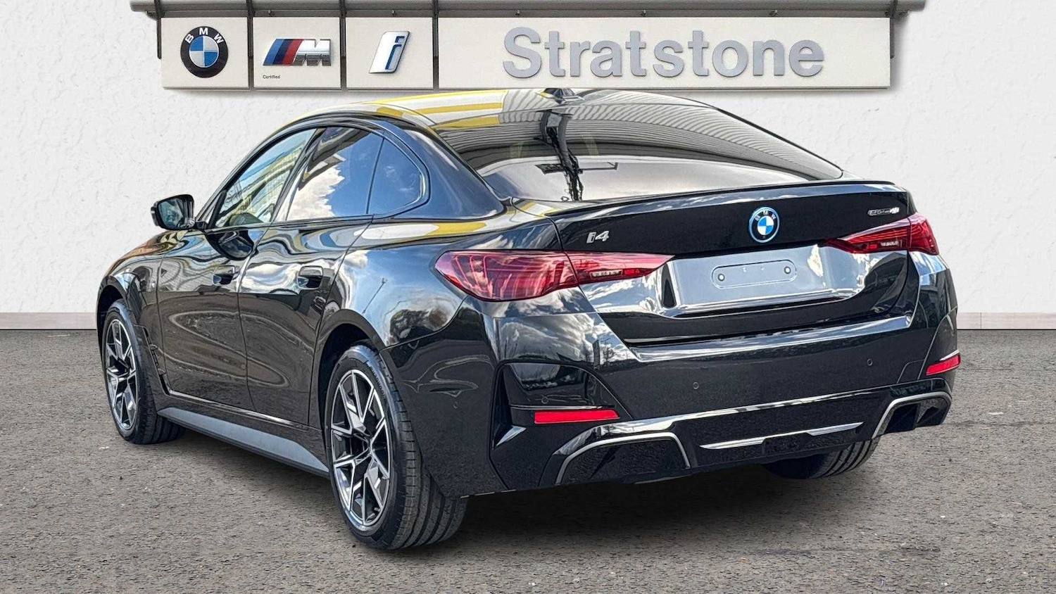 Used BMW i4 2025 for sale - 76191971: Photo 2