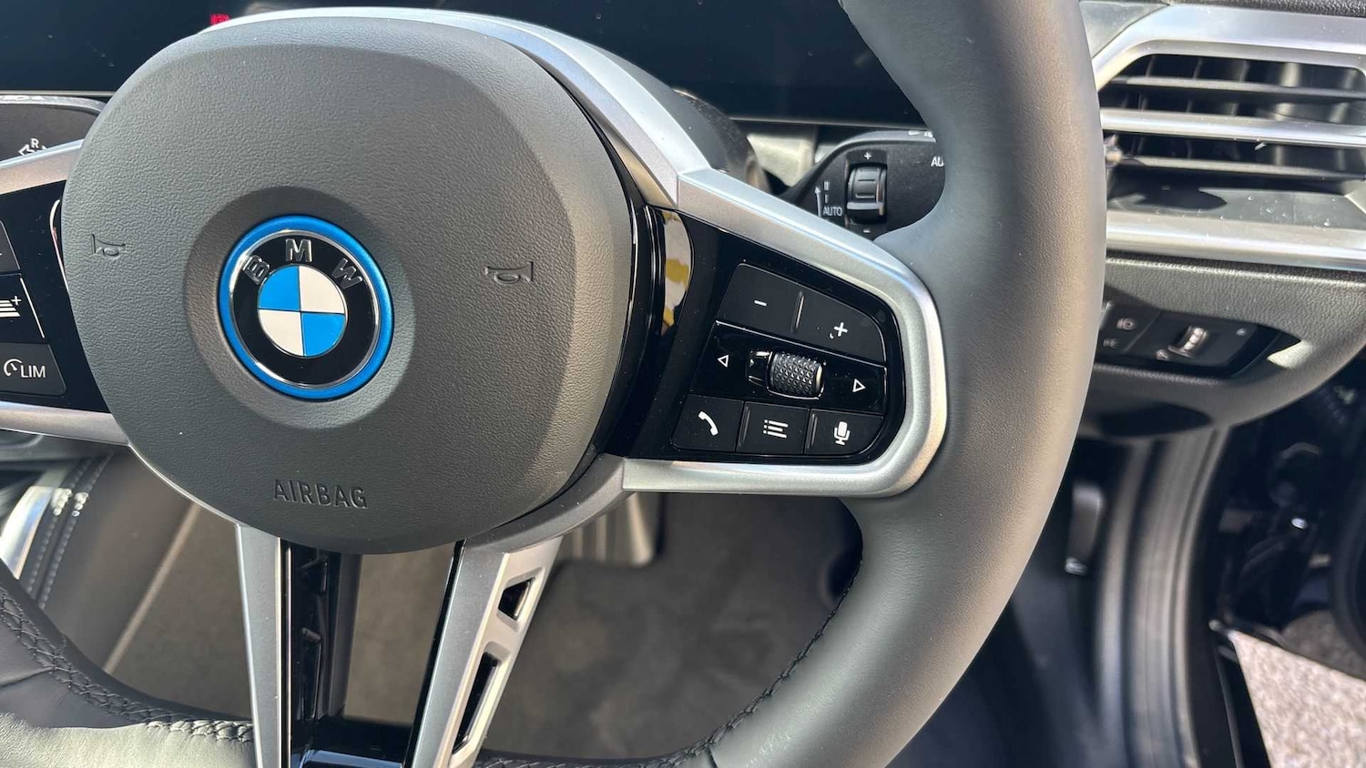 Used BMW i4 2025 for sale - 76191971: Photo 22