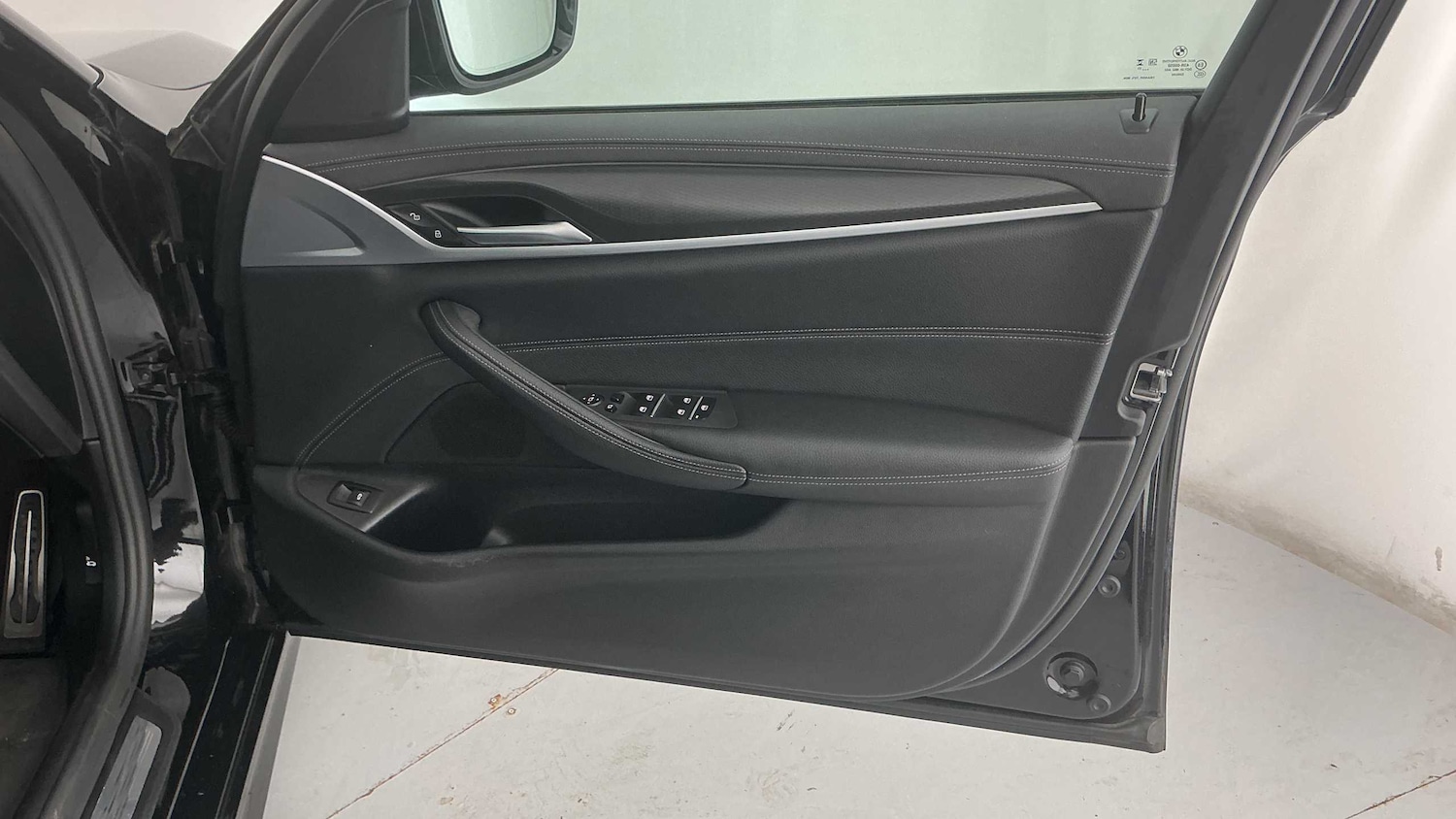 Used BMW 5 Series 2023 for sale - 77158595: Photo 17