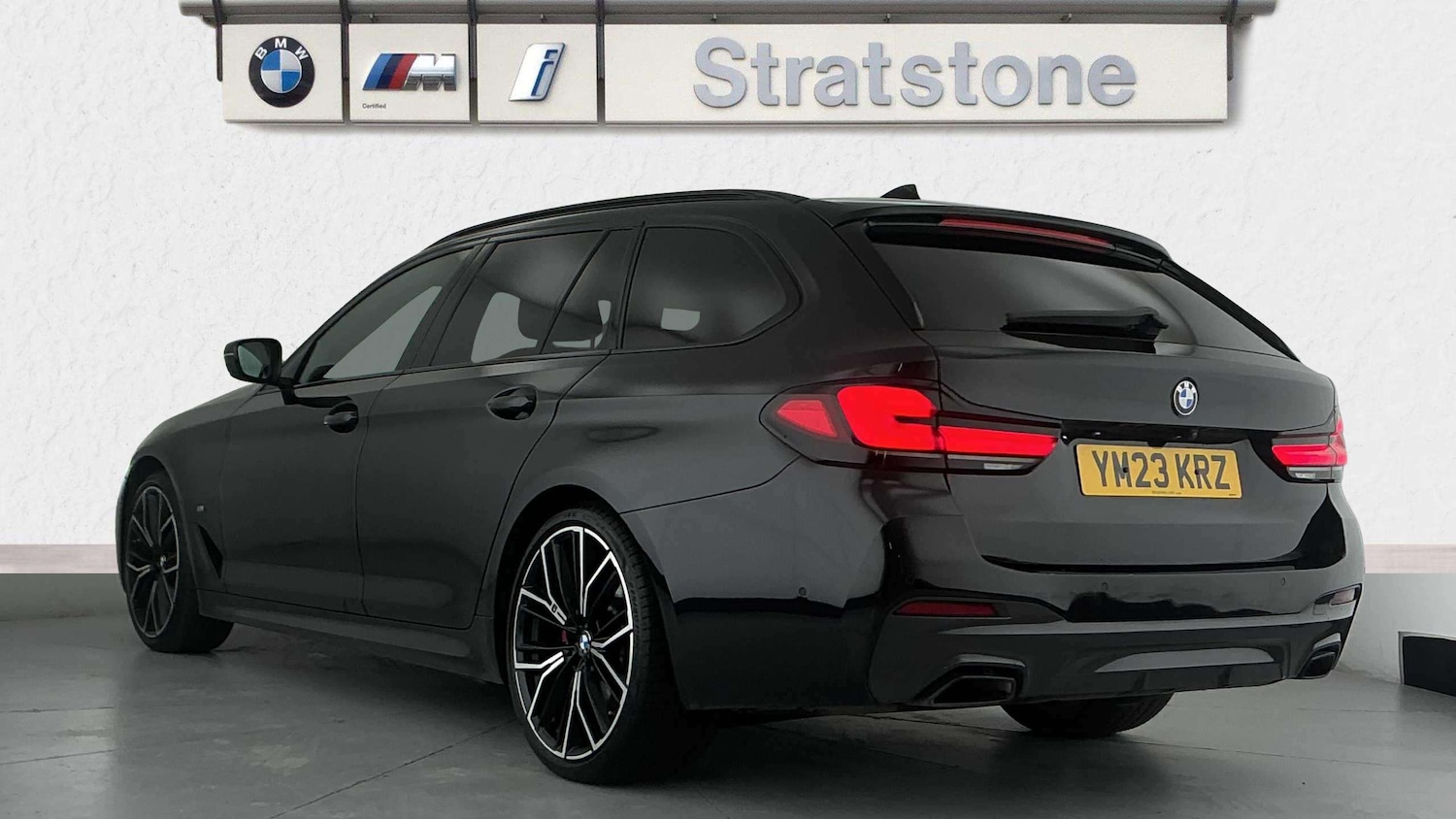 Used BMW 5 Series 2023 for sale - 77158595: Photo 2