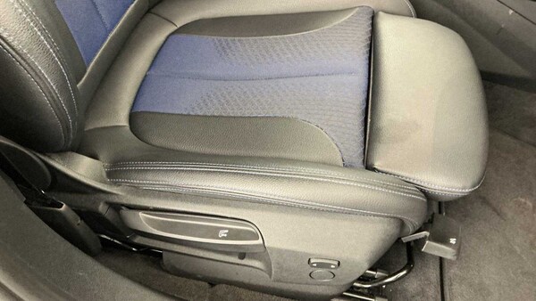 Used BMW 1 Series 2023 for sale - 75555264: Photo 20