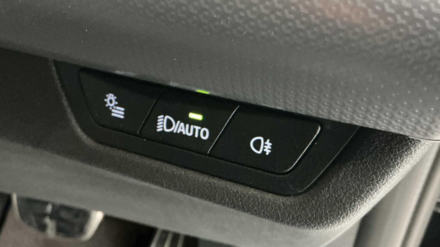 Used BMW iX2 2025 for sale - 76272181: Photo 21