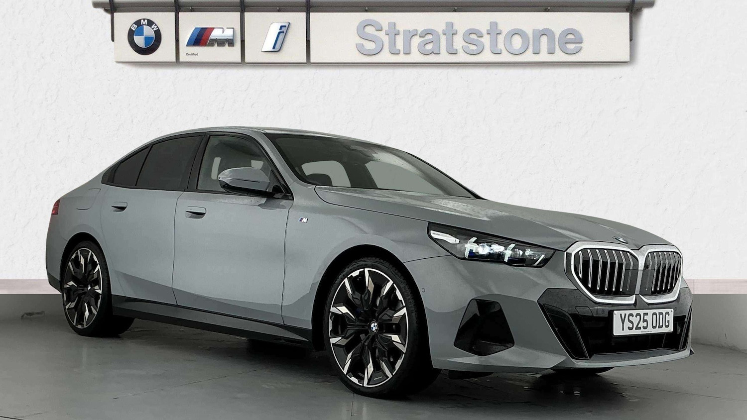 Used BMW 5 Series 2025 for sale - 76610729: Photo 1