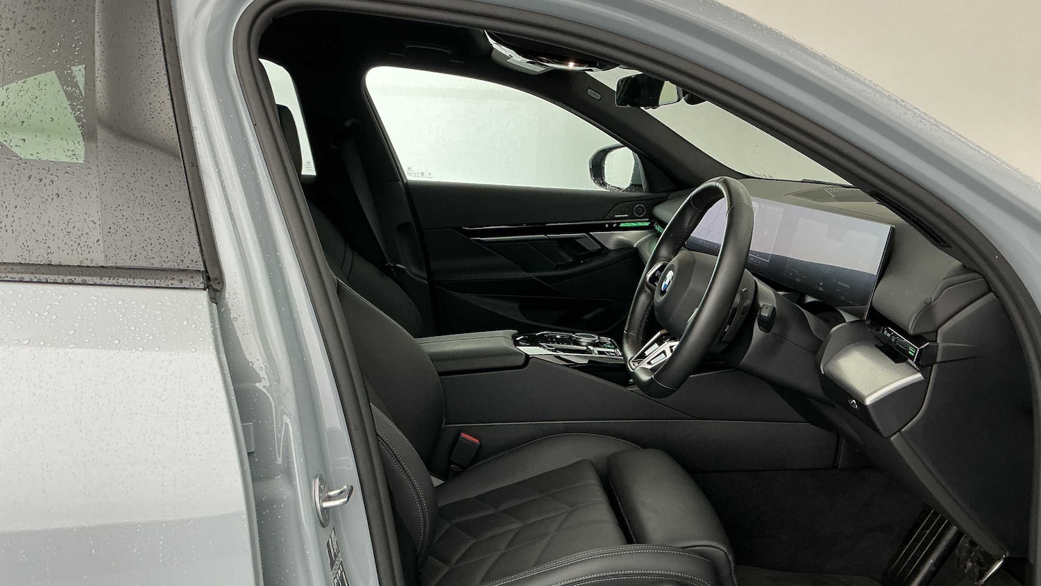 Used BMW 5 Series 2025 for sale - 76610729: Photo 11