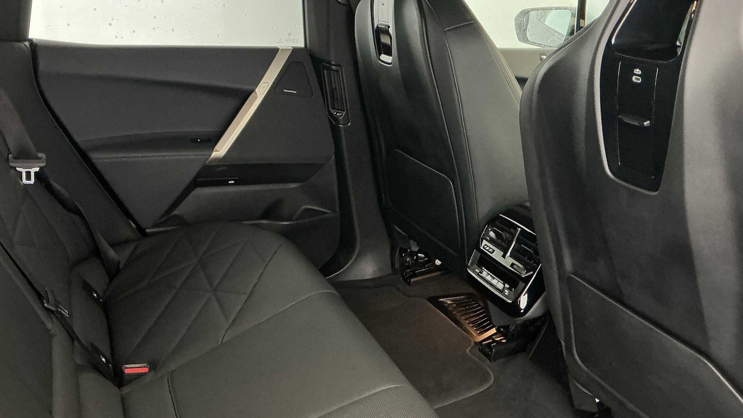 Used BMW iX 2024 for sale - 76804827: Photo 33