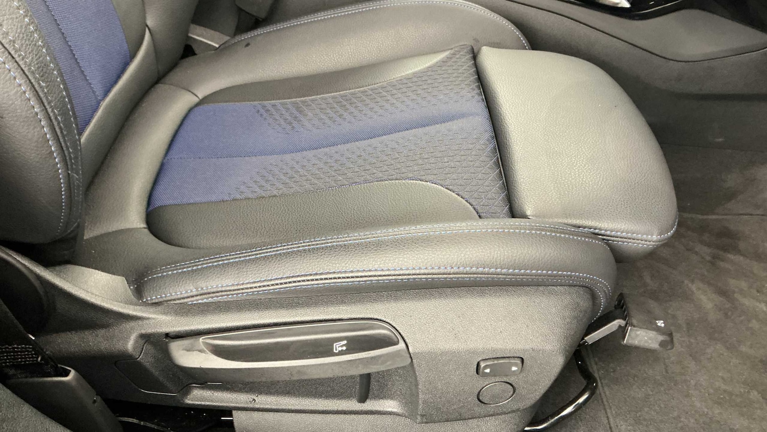 Used BMW 1 Series 2024 for sale - 77514367: Photo 18