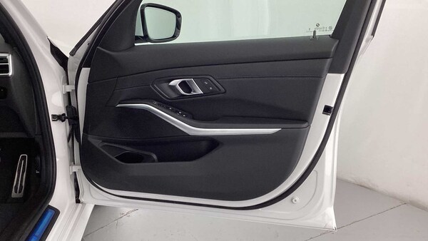 Used BMW 3 Series 2025 for sale - 75217424: Photo 17