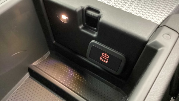 Used BMW 3 Series 2025 for sale - 75217424: Photo 32