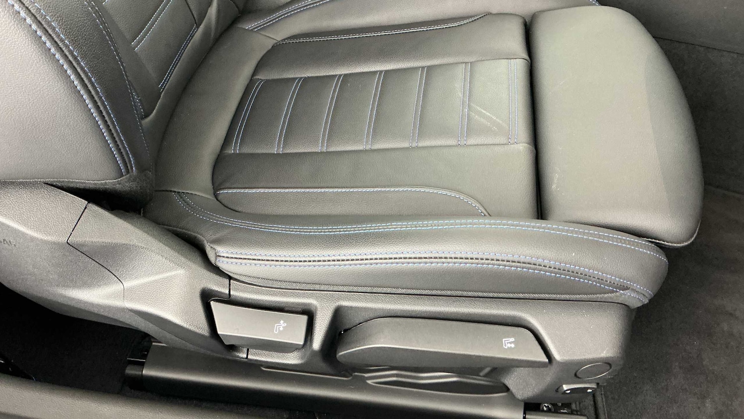 Used BMW 2 Series 2025 for sale - 76329217: Photo 19