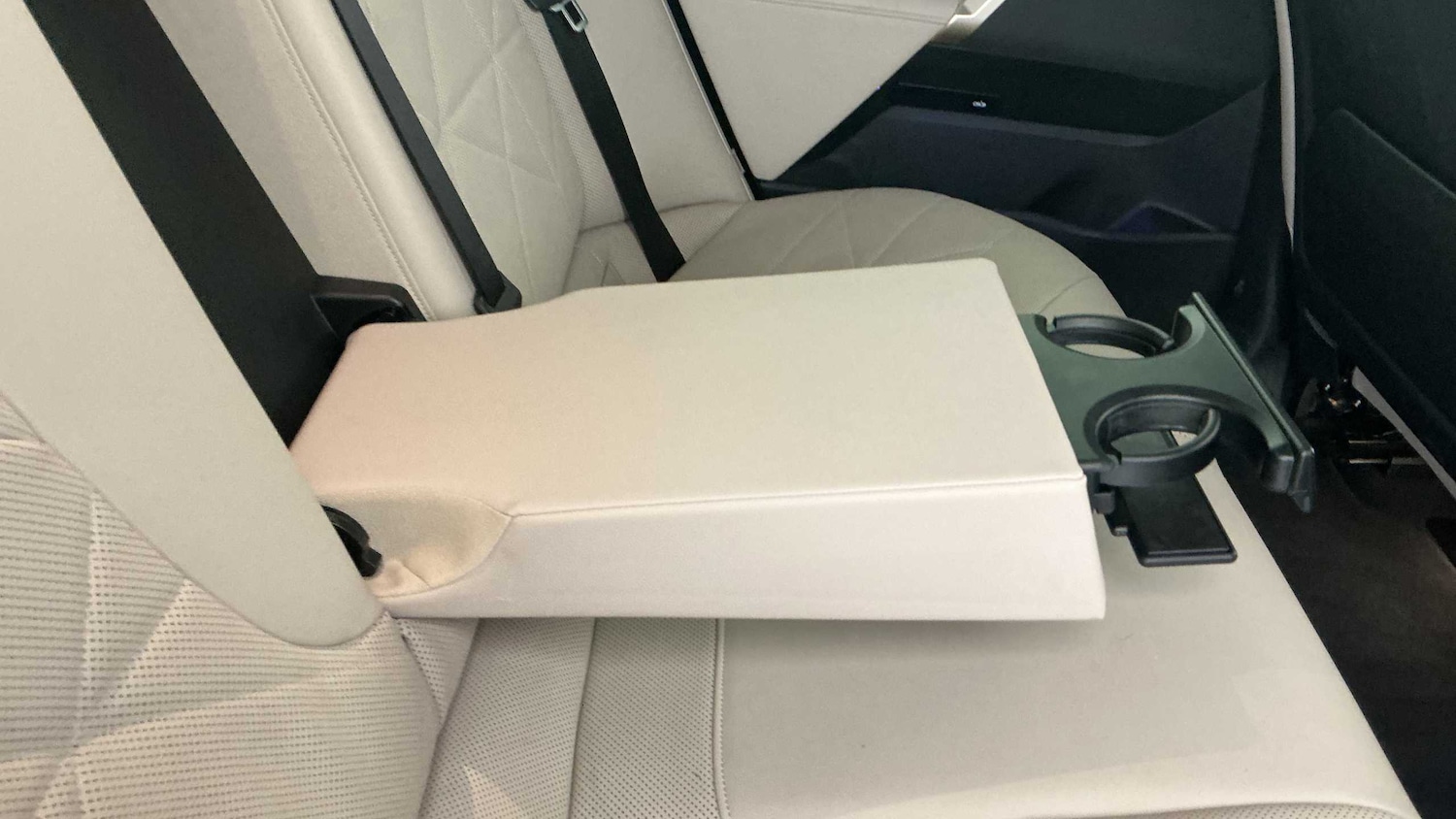 Used BMW iX 2022 for sale - 77011027: Photo 35