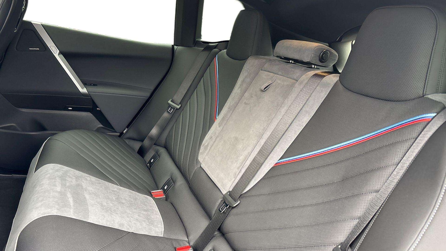 Used BMW iX 2025 for sale - 77397784: Photo 14