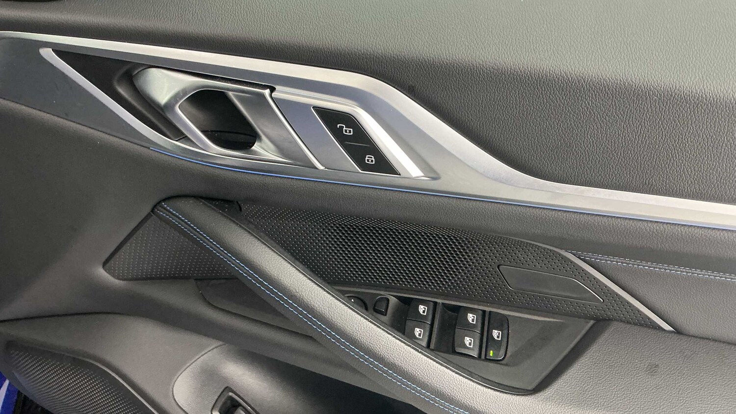 Used BMW i4 2023 for sale - 77698914: Photo 18