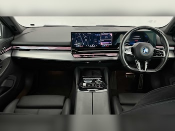 Used BMW i5 2024 for sale - 79064960: Photo
