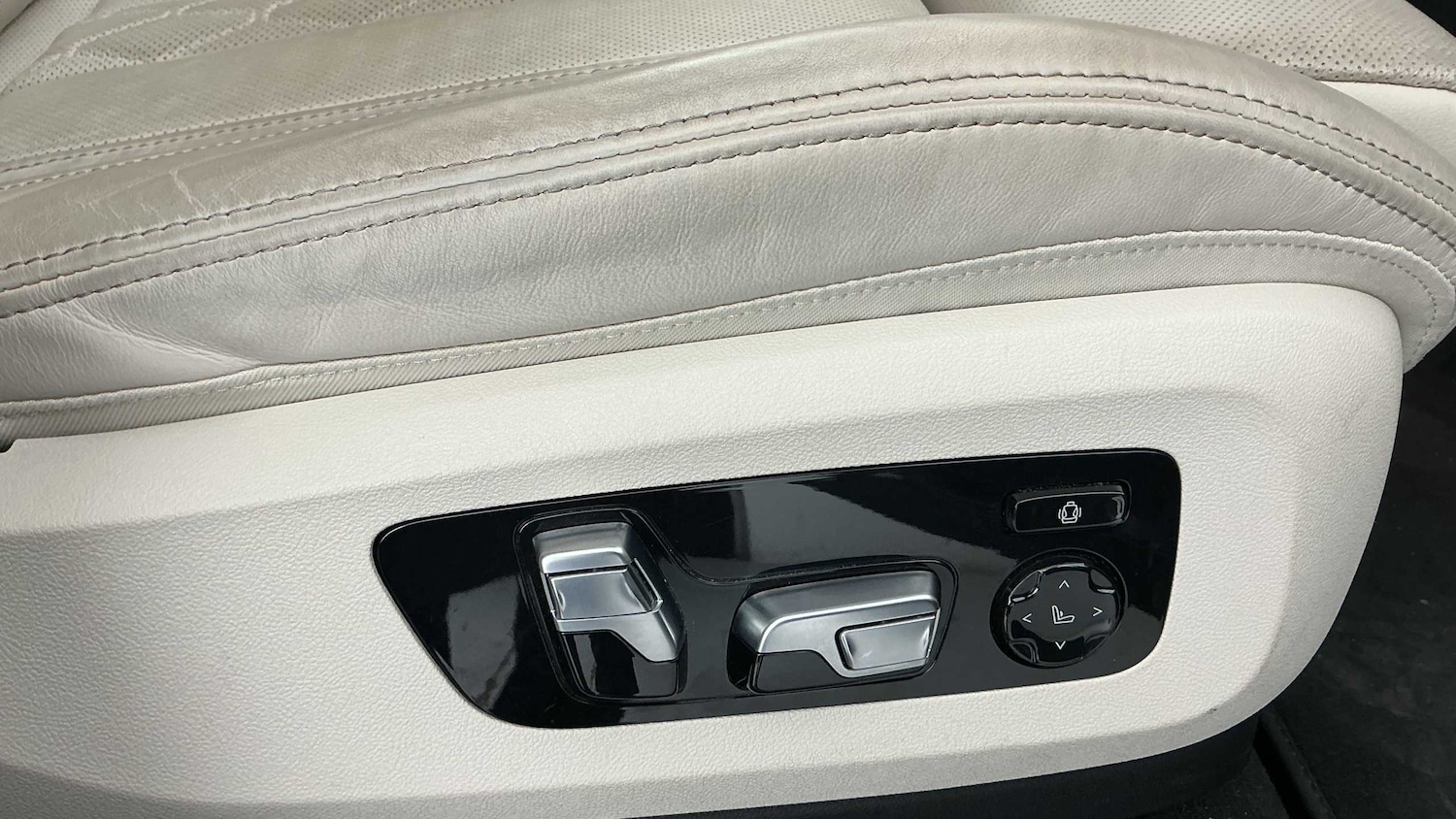 Used BMW X7 2023 for sale - 77928496: Photo 20