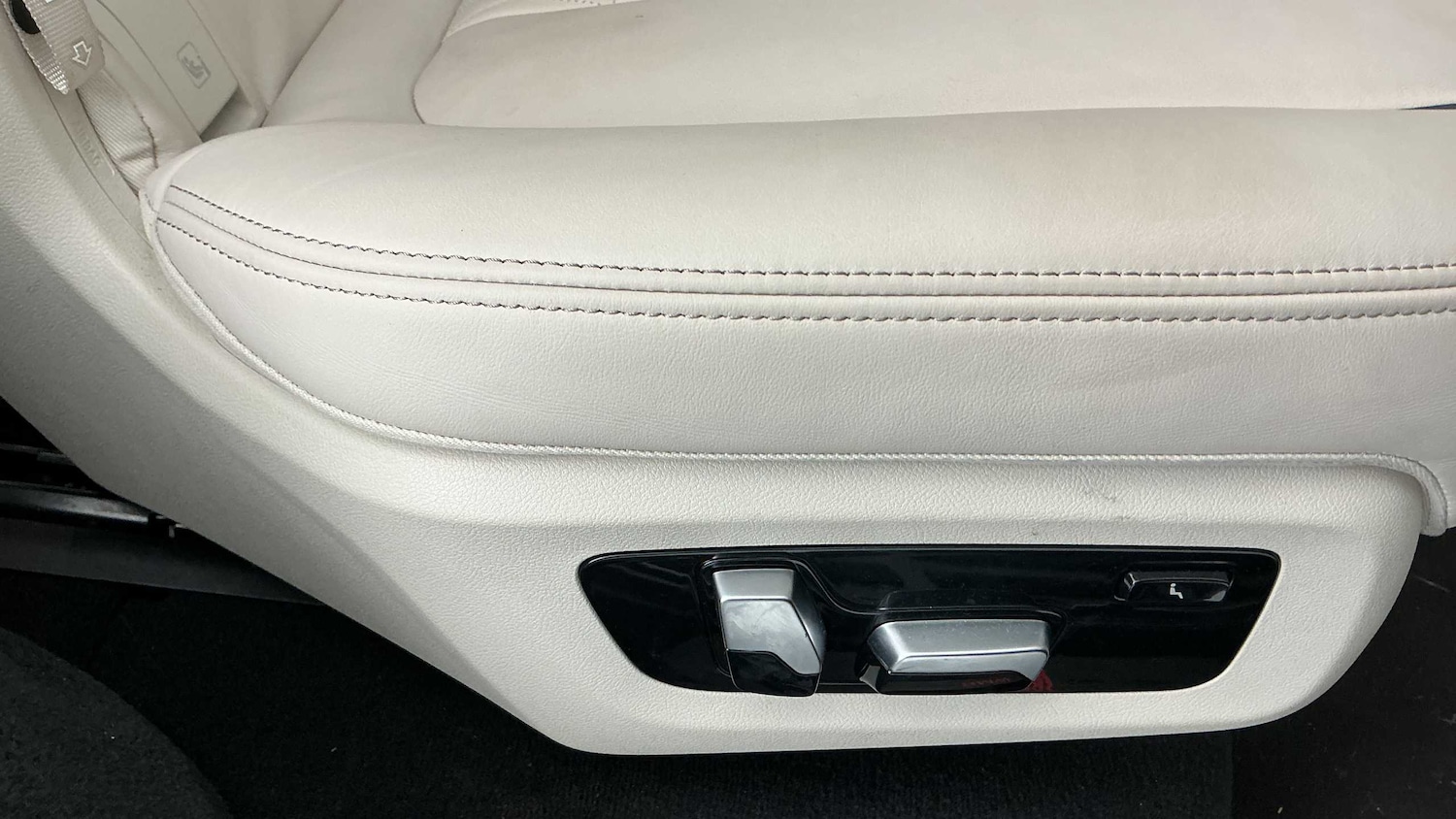 Used BMW X7 2023 for sale - 77928496: Photo 34